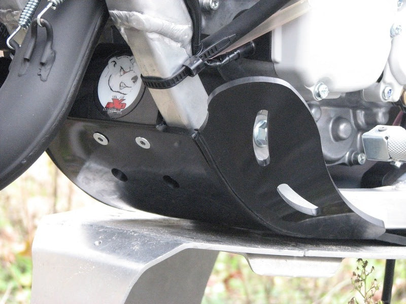 AXP Skid Plate PHD 6mm Svart Yamaha YZ125 05-23 / Fantic XE125/XX125 21-23