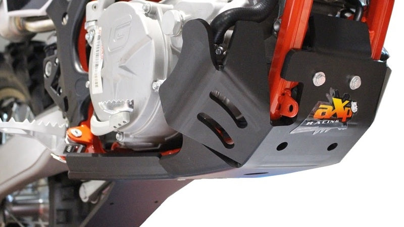 AXP Xtrem HDPE Skliplate Svart Gas-Gas EC250/EC300 18-20