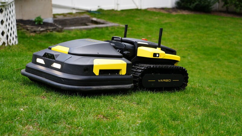 Yarbo robot snøfreser og klipper