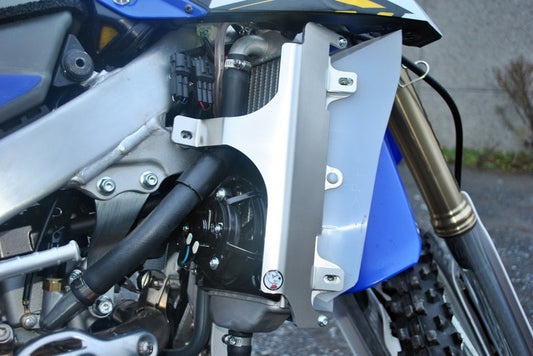 AXP Radiatorstag Blå Spacere Yamaha WR250F 15-19 / WR450F 16-18