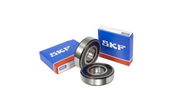 SKF Front Wheel Bearings Kit
